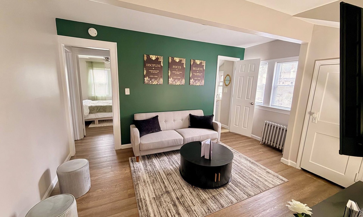 Maplewood Apartment | Modern 2BR Parkside Retreat Steps to Park Near NYC Self-Check-In