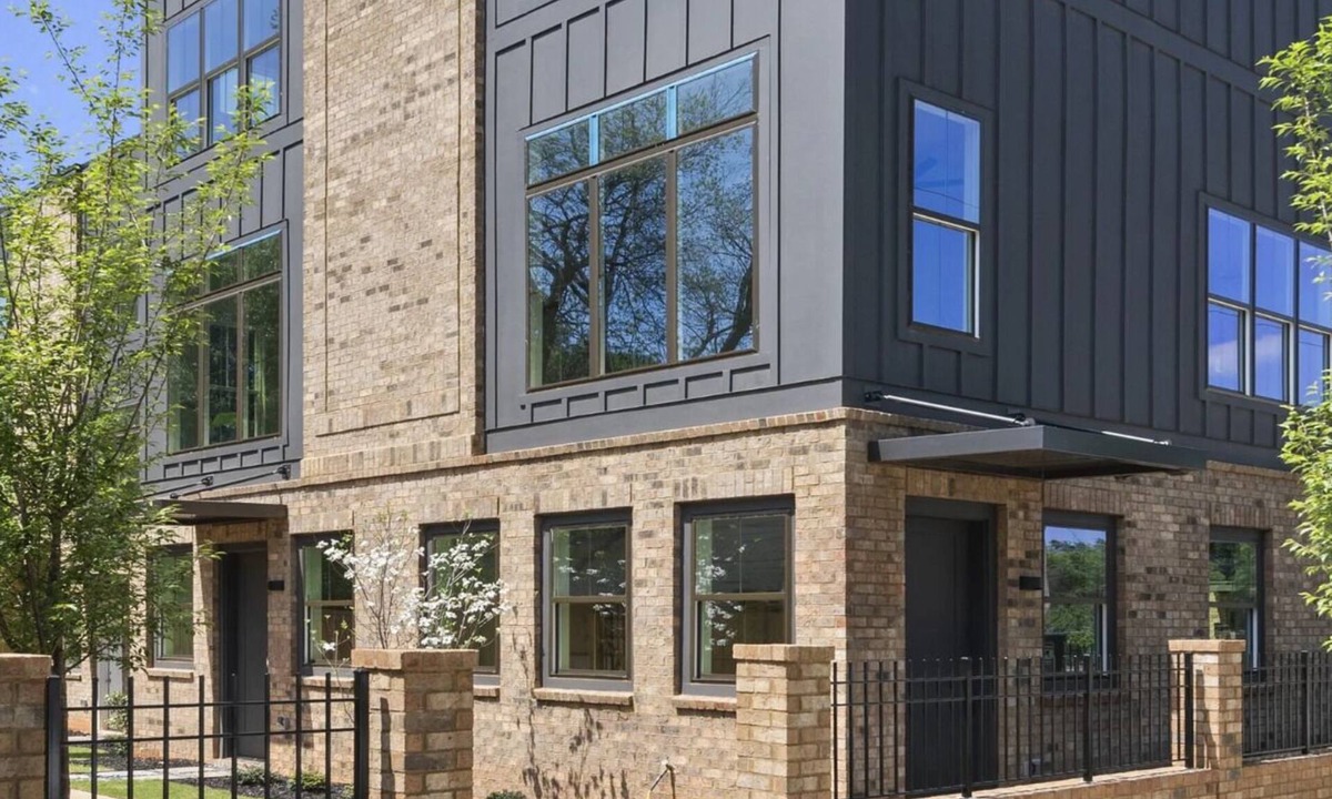 Knight Park House | Modern 2BR Townhome in West Midtown near the BeltLine