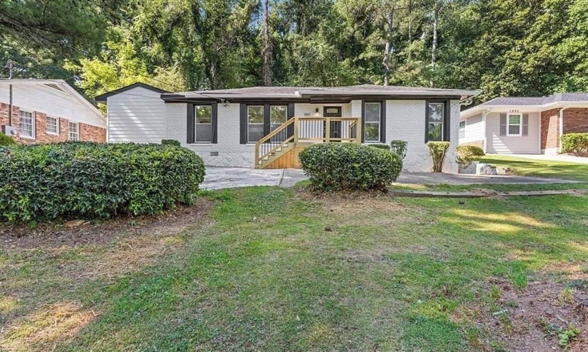 Southwestern House | Modern 3 Bedroom/3 Bathroom ATL Retreat!