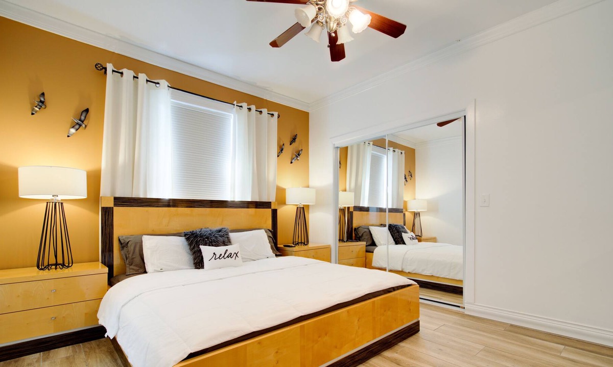 Historic Ybor House | Modern Bungalow YBOR City Mins from Downtown Tampa