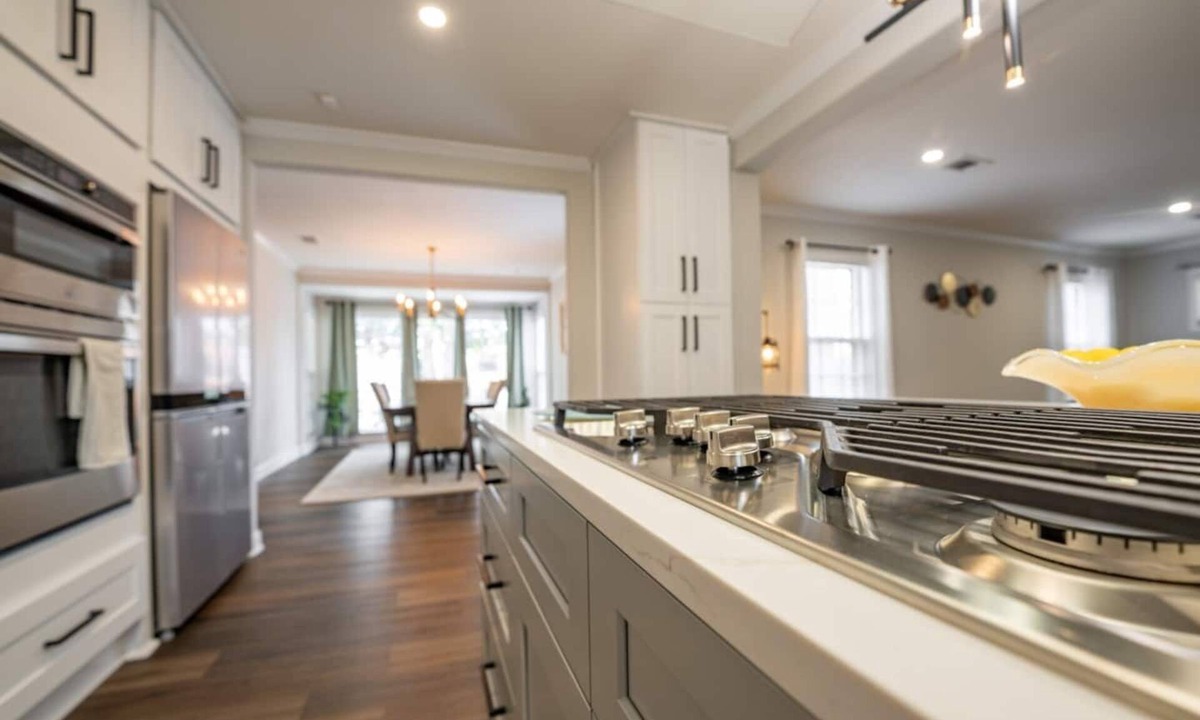 East Memphis House | Modern Fully Reno Home in E-Mem