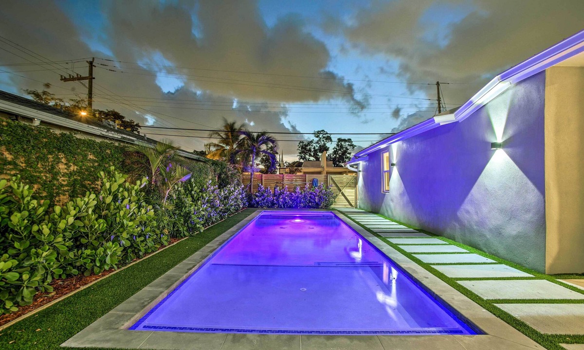 South Middle River House | Modern Home w/Shared Pool in Fort Lauderdale!