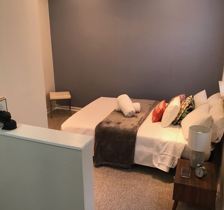 Northern Liberties House | Modern Luxury Birdhouse near the Fillmore, Yards Brewery, and Restaurants