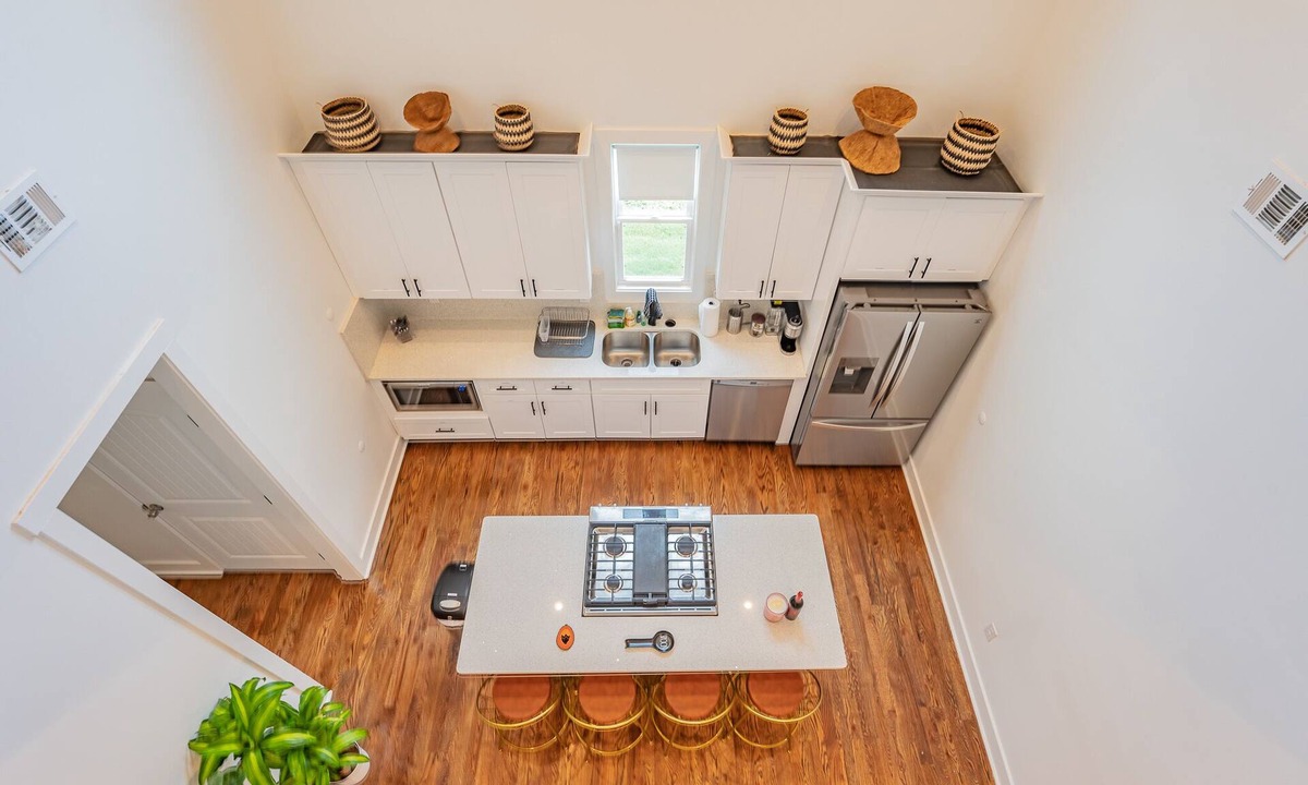 Eagan Park House | Modern Luxury Home Minutes from ATL Airport & Downtown