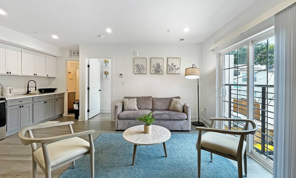 Petworth Bed & Breakfast | Modern & Luxury Unit | In-House Services