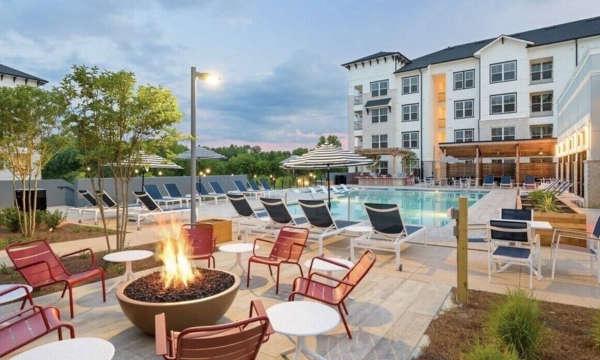 Mableton Apartment | Modern Riverview apartment! Close to Truist Park and Mercedes Benz Stadium!