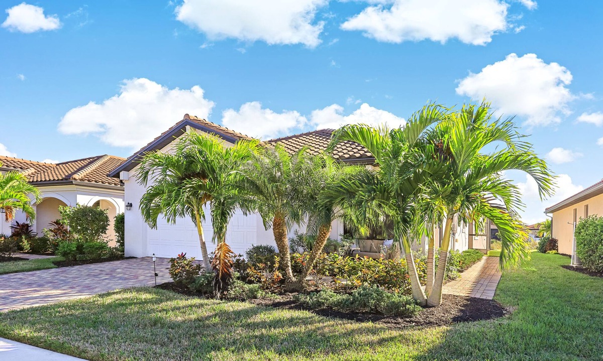 Naples House | Modern waterfront home in Artesia w/pool/gym