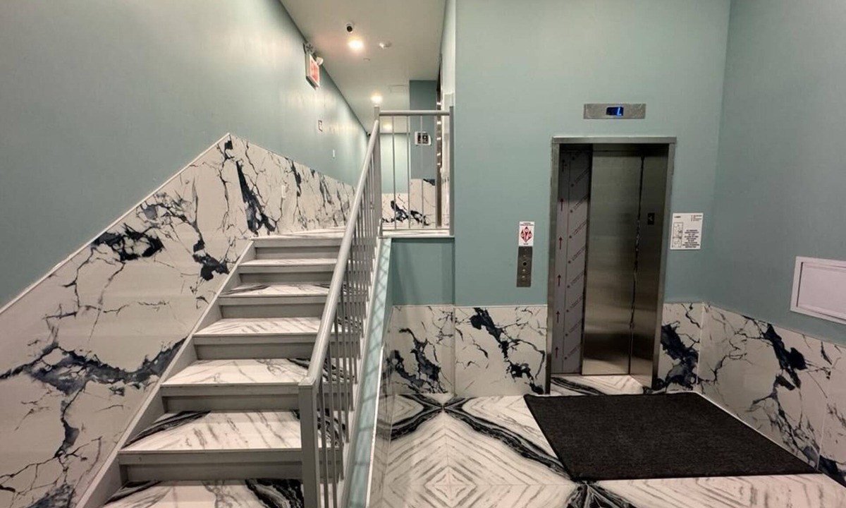 Brownsville Hotel | Moon Hotel Brooklyn