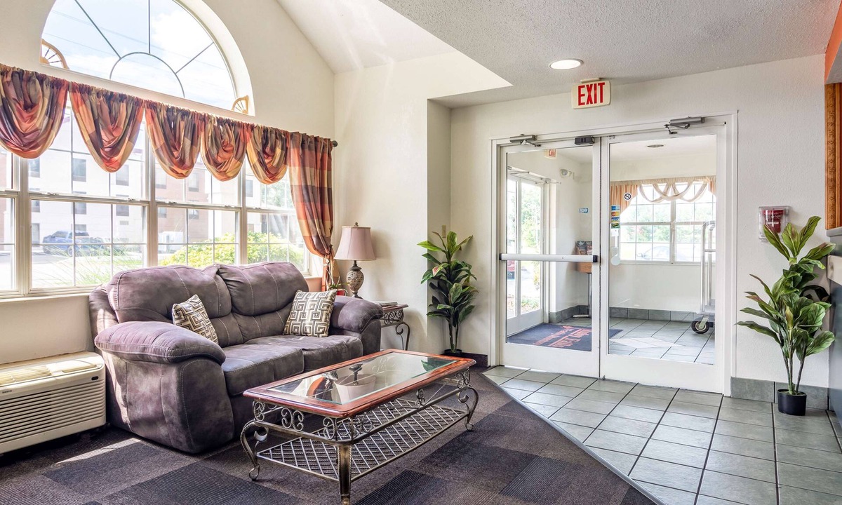 Downtown Chattanooga Hotel | Motel 6 Chattanooga, TN - Downtown