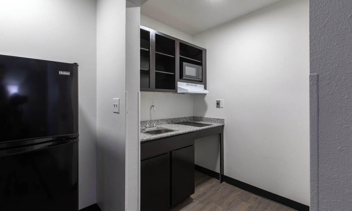 Conestee Hotel | Motel 6 Greenville, SC - I-85 Near Downtown