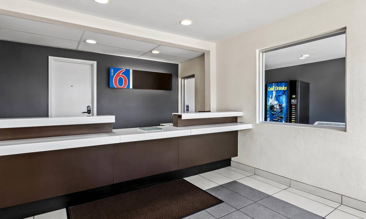 Murfreesboro Hotel | Motel 6 Murfreesboro, TN