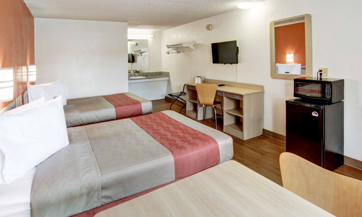 Union City Hotel | Motel 6 Union City, GA - Atlanta Airport
