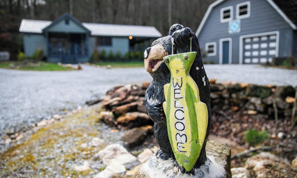 Otto House | Mountain Cabin w/Fire Pit, Outdoor Patio, and nearby Hiking