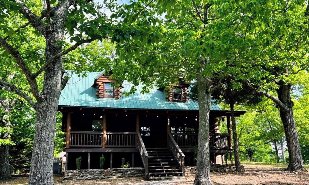 Warm Springs Hotel | Mountain Top Inn and Resort