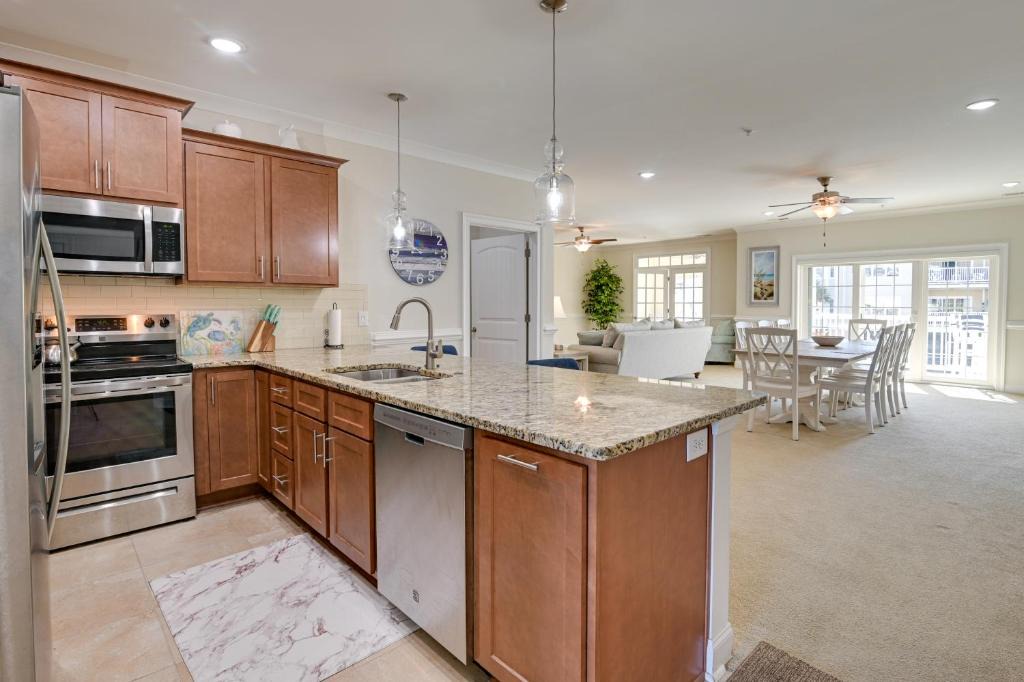 Garden City House | Murrells Inlet Golf Resort Condo: 1 Mile to Beach!