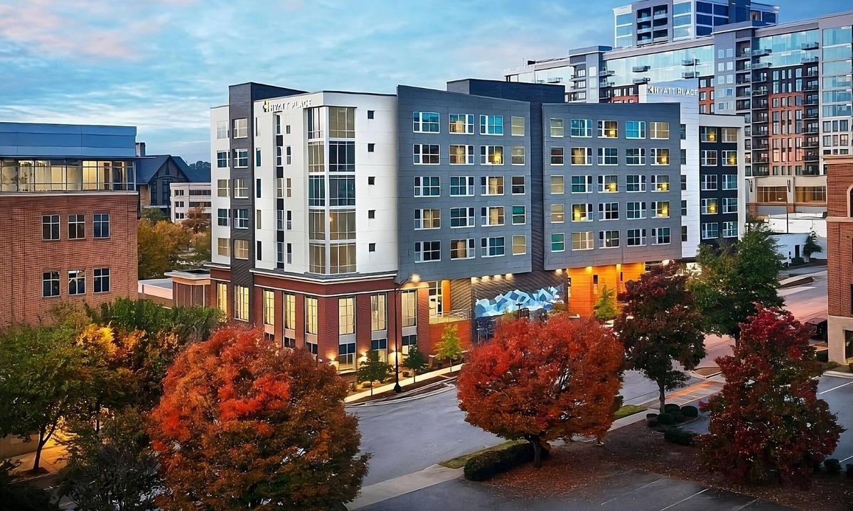 Greenville Downtown House | Museum and Library of Confederate History Tour! On-Site Pool, Pet-friendly!