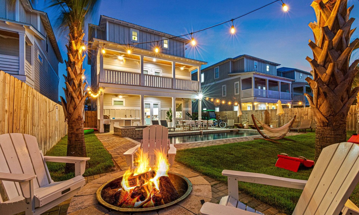 Frangista Beach Villa | My Happy Place Miramar Beach - 6BR Villa, Private Pool and Hot Tub, Golf Cart