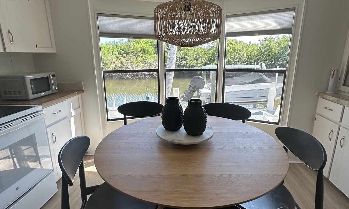 Goodland House | Navy Flamingo