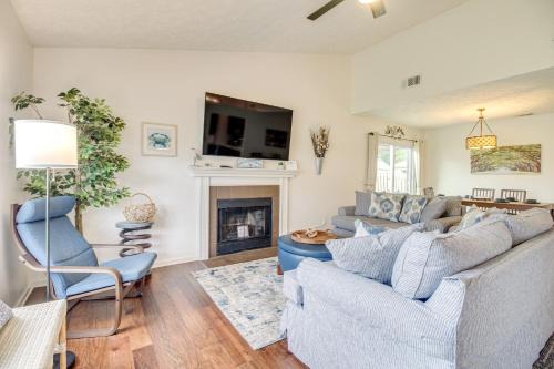Whitemarsh Island House | Near Dtwn & Beach: Savannah Home w/Game Room!