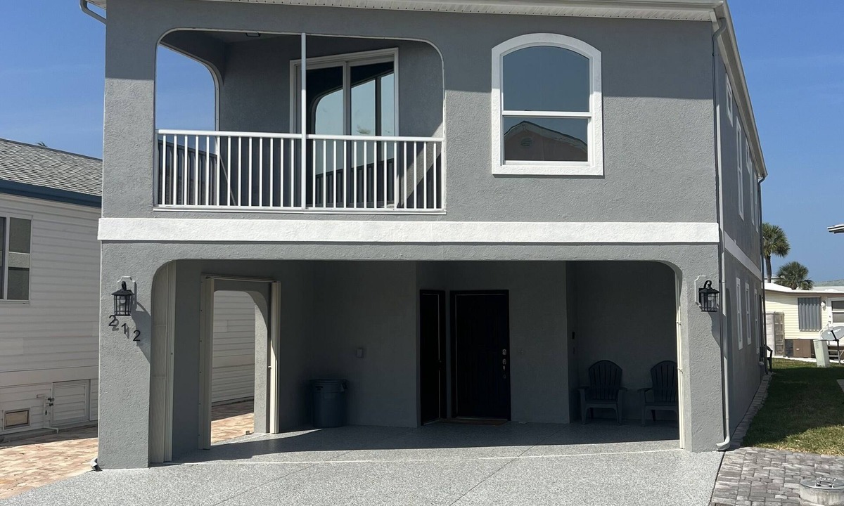 Nettles Island House | Nettles Island Living ~ Escape to 'Sea Breeze Beach House"