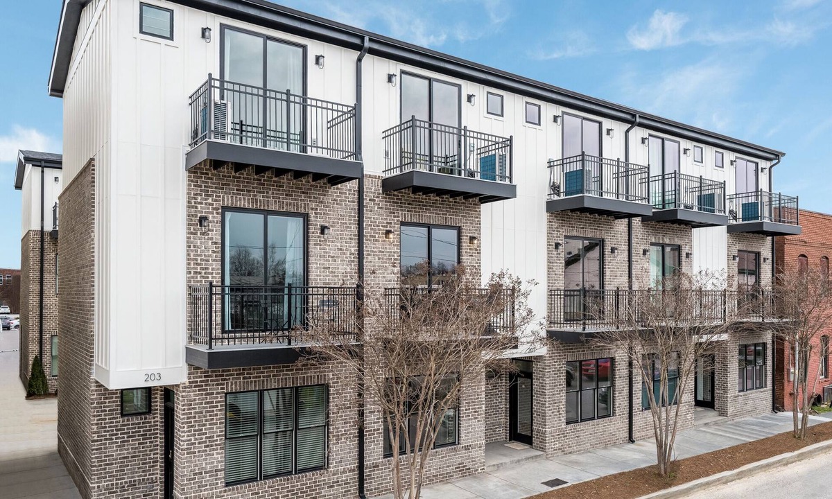 Downtown Chattanooga Condo | New apartment in the heart of Southside!