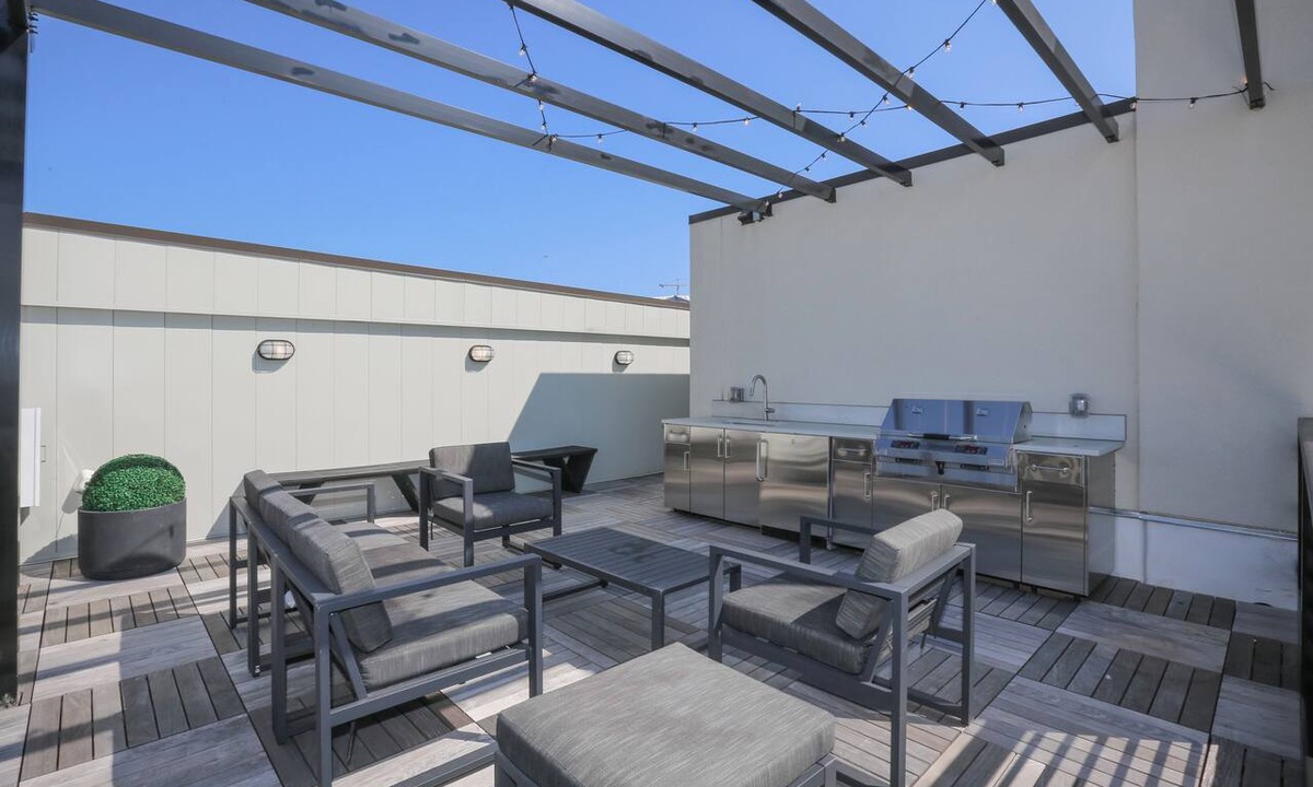 Castleberry Hill Apartment | New Construction Loft Style Spacious Lux Apt 204