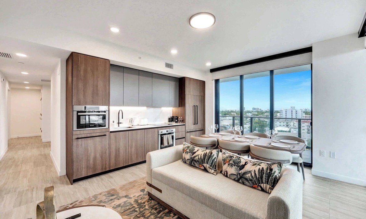 North Beach Condo | NEW: Contemporary 3BR/2BA Condo with Pool & Easy Beach Stroll