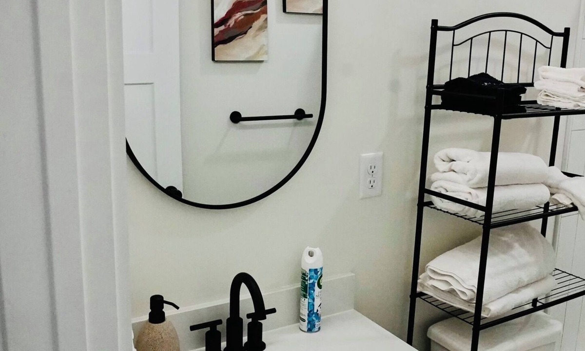Chattanooga Apartment | New Cozy 1 bed 1 bath Duplex- Downtown Chattanooga