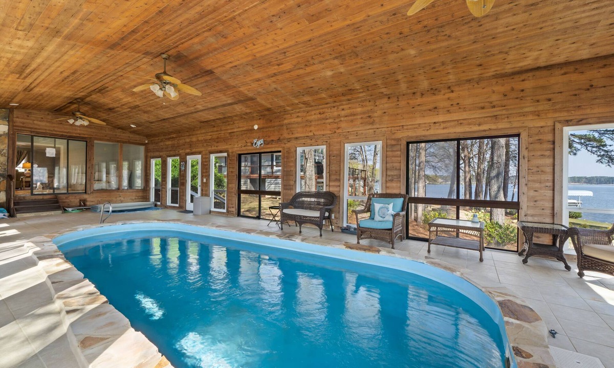 Eatonton House | NEW!! Family Fun Getaway - Indoor Pool & Pet Friendly