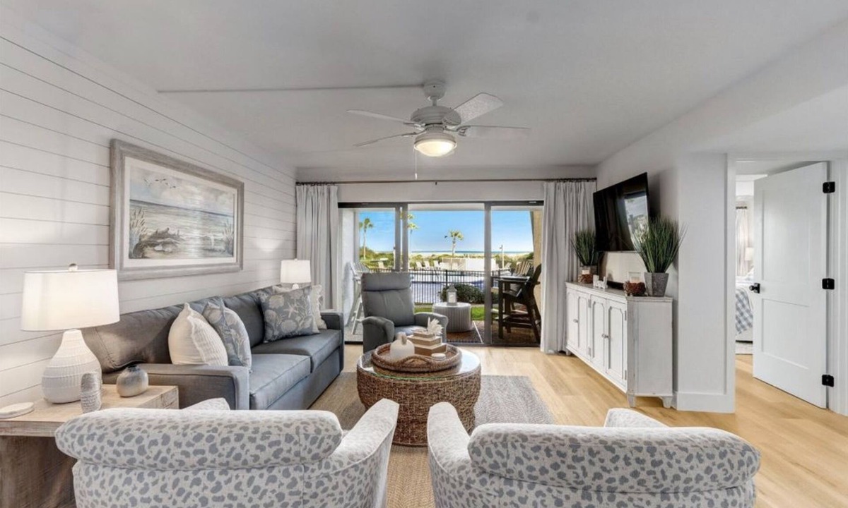 Amelia City Villa | 🏄🏻‍♂️NEW! Gorgeous Oceanfront Ground Floor Villa!