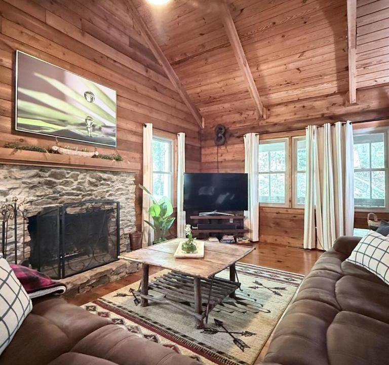 Big Canoe House | New Listing! Cozy Cabin Escape at Big Canoe Resort
