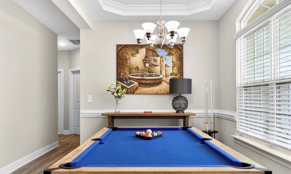 Harrisburg House | New ranch 4 bedrooms w pool table, Nascar