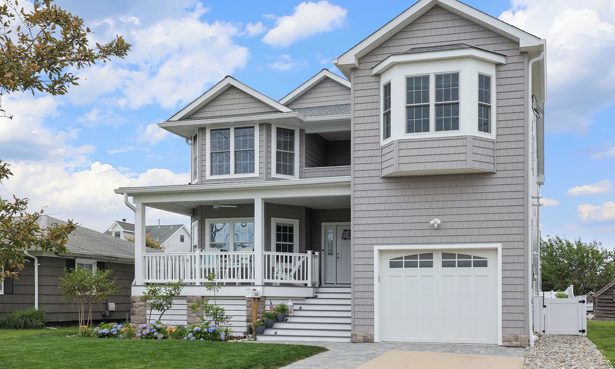 Point Pleasant Beach House | New renovation. Close to beach, restaurants & town. 4BR, 2.5 baths, Heated Pool.