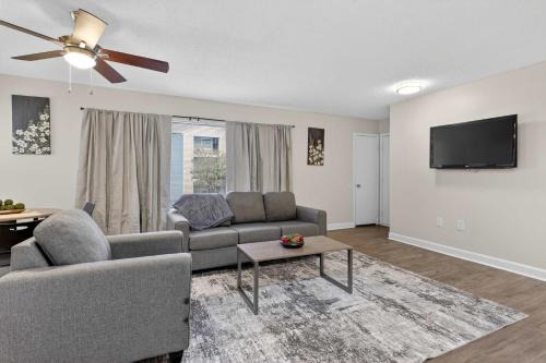 Columbia Apartment | New Seasonal Comfort near USC and Riverwalk Trails