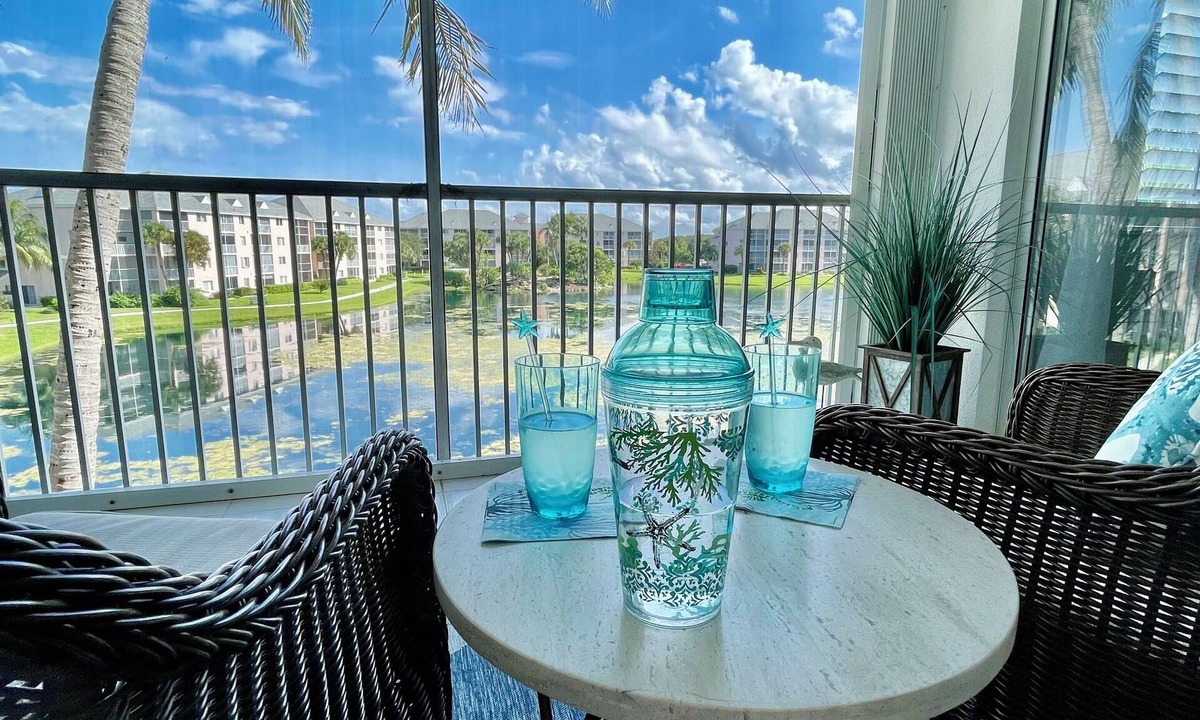 Jupiter Bay Condo | Newly Available Jupiter Bay Condo 3rd Floor Views of Ponds hosted by A&E Hosts!