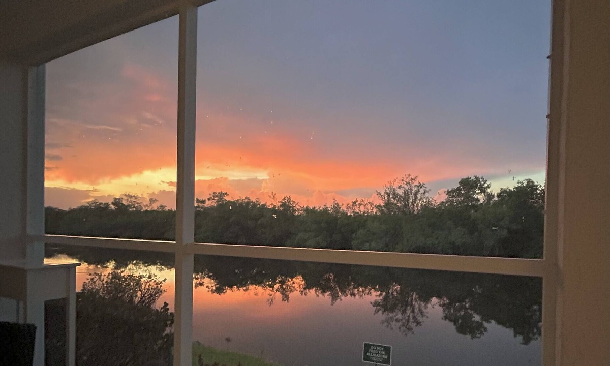 Hammock Bay Condo | Newly remodeled 2 bedroom 2 Bath Condo in Mainsail on beautiful Marco Shores.