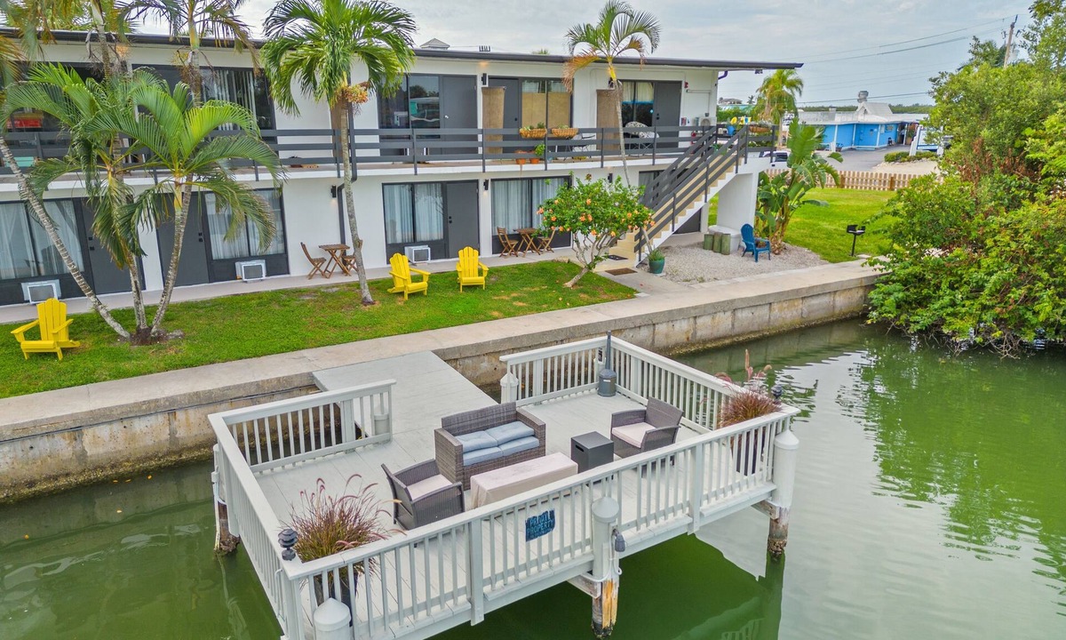 Isles of Capri Condo | Newly remodeled condo on Marco Island with grill & W/D access