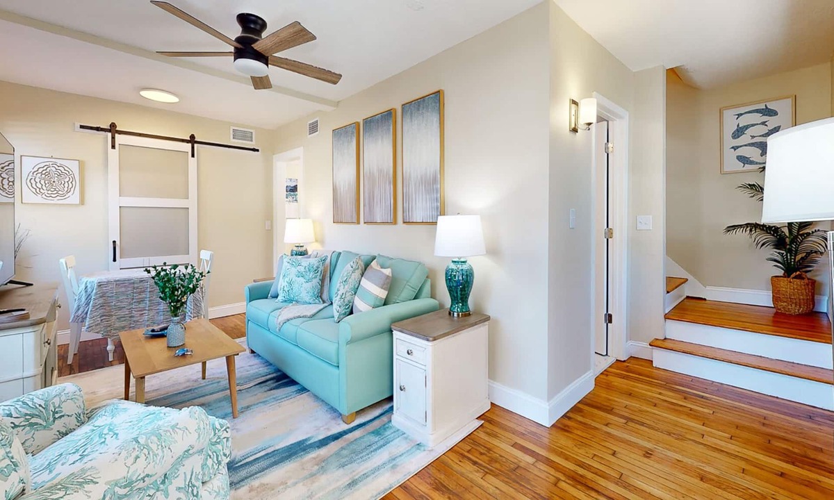 San Marco House | Newly remodeled house in San Marco few minutes walk to Square & Riverwalk