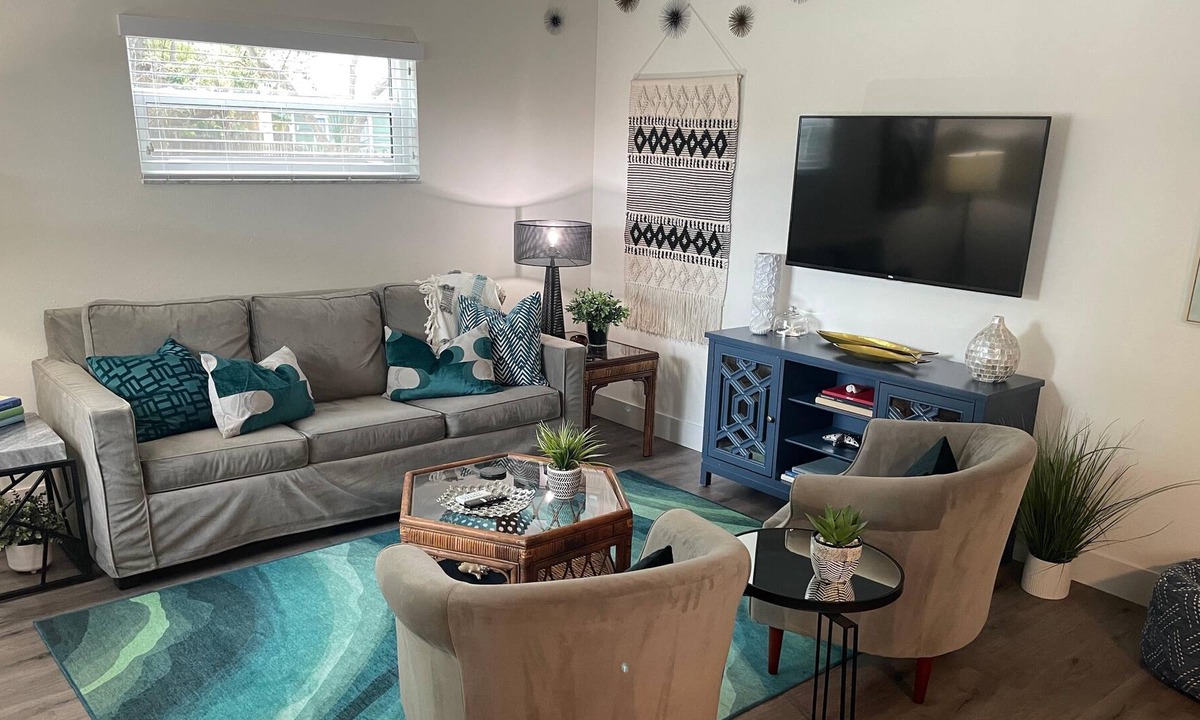 Décor Finishes | Downtown