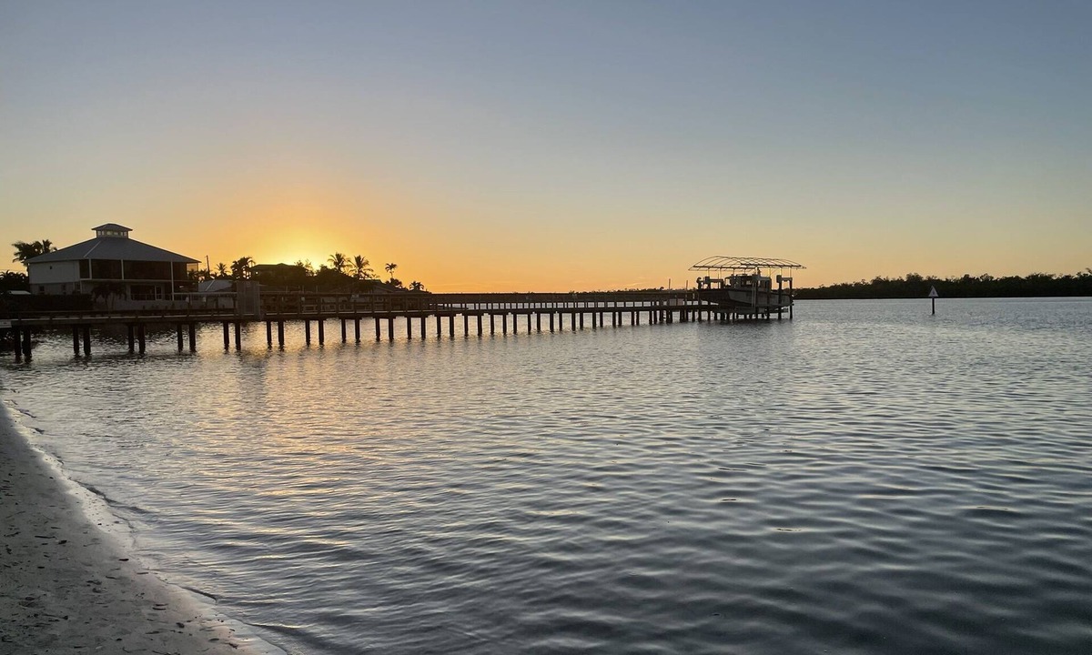 Hammock Bay Condo | Newly updated South Naples condo overlooking Hammock Bay Golf Course