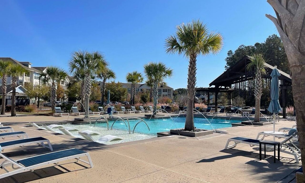 Summerville Apartment | Nexton's Blooming Teacup, Serene Luxury 2BR in Highly Sought Nexton