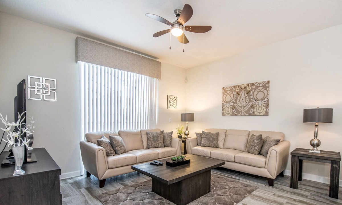 Kissimmee House | Nice 4 Bed Splash Pool Townhome in Storey Lake