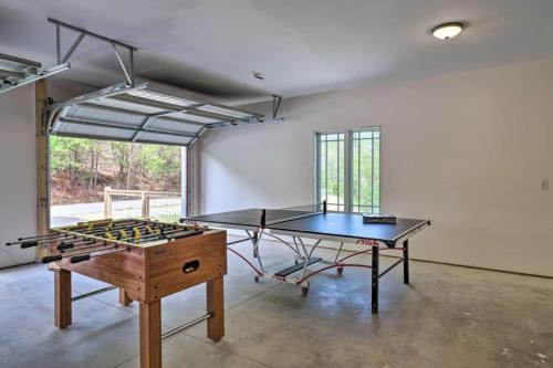 Candler House | Nine Peaks - Mountain Retreat, Balcony, Hot Tub, and Grill!