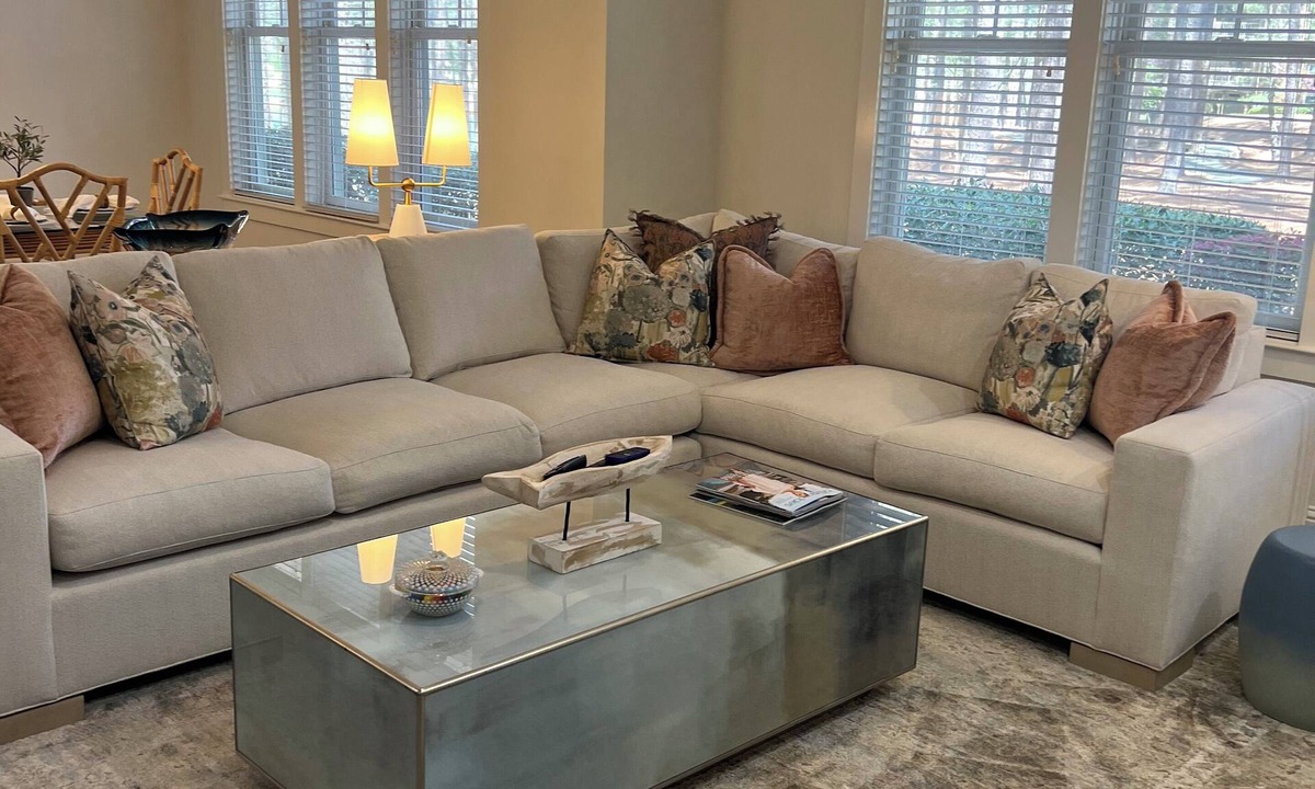 Lake Oconee Condo | nNewly renovated 2BR 2 B condo in charming Greensboro, GA.