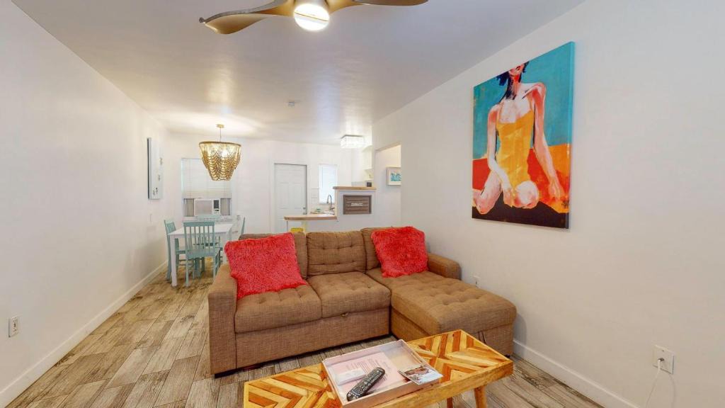 Treasure Island Apartment | Ocean Front 1BR. Unit #3