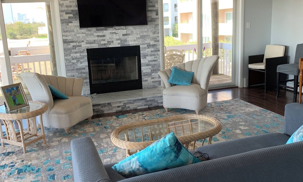 Southend Condo | Ocean Front 4 Bedroom 2.5 Bath Condominium with pool Brigantine NJ
