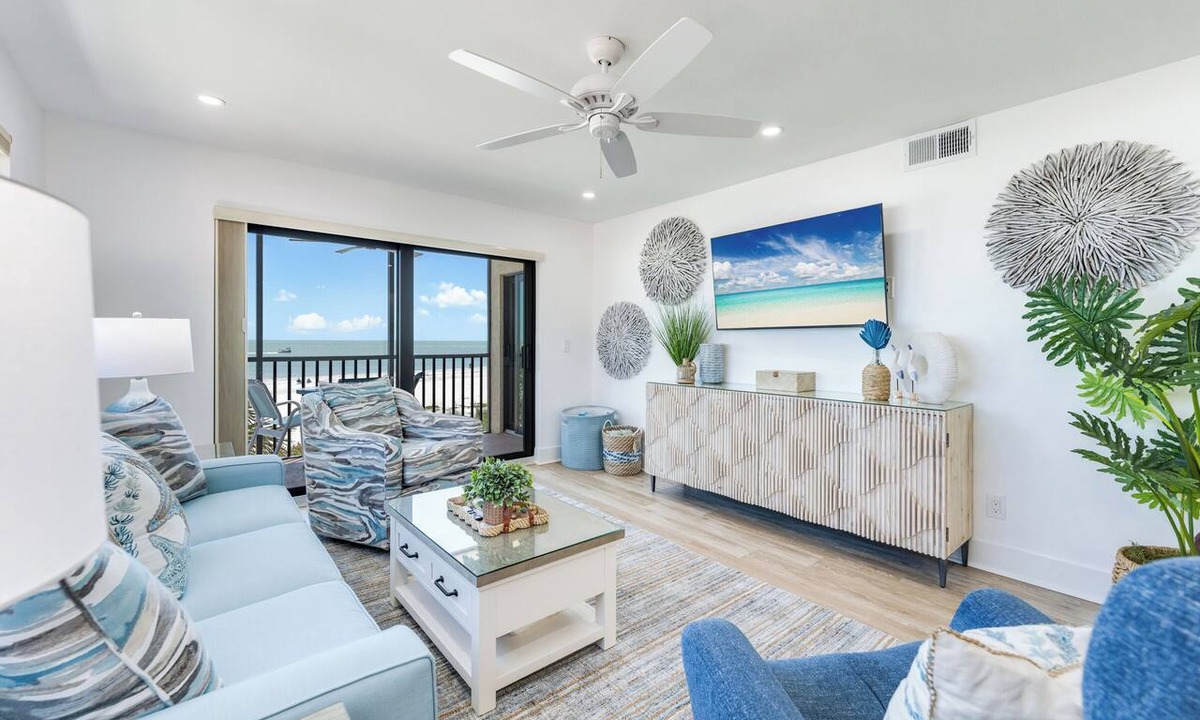 Sanibel Condo | OCEAN'S REACH 4D3: 3rd Floor/Corner, Beautiful Gulf Views, Amenities Open!