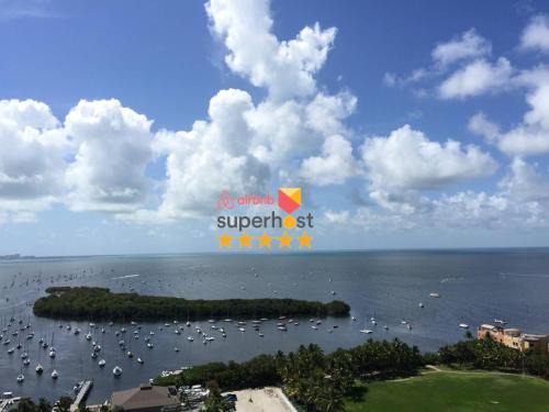 Coconut Grove House | Ocean View Balcony steps from Restaurants, Peacock Park & Marina