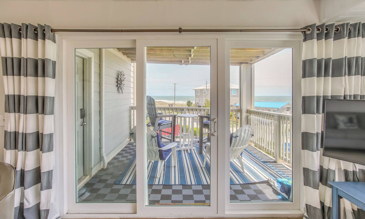 North Carolina Coast Apartment | Ocean-view Balcony: Carolina Beach Condo!