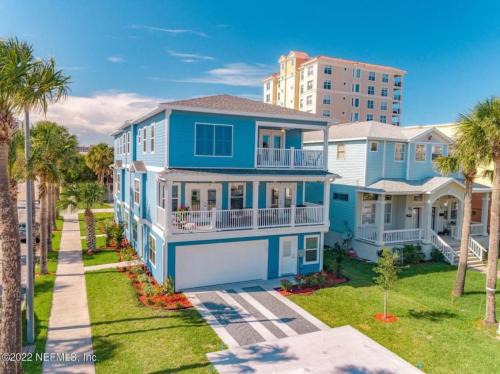 Jacksonville Beach House | Ocean views, Elevator, Game Room, Two balconies